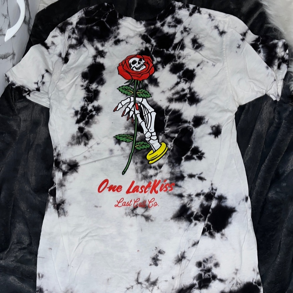 Tie dye shirt